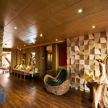 Living Max Hotel เซลล์อัมเซ ภายนอก รูปภาพ