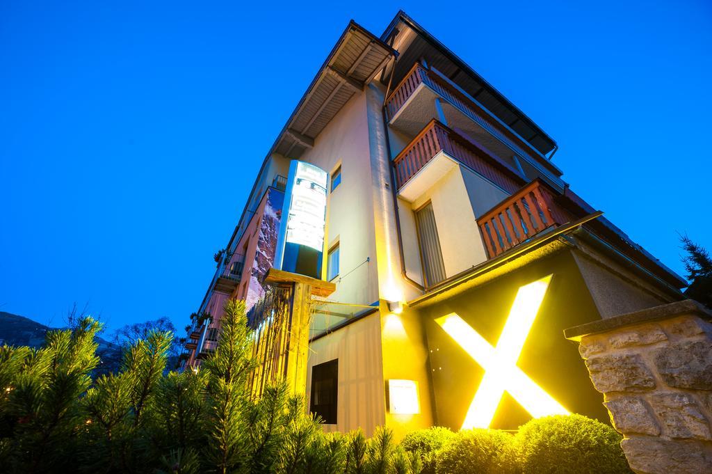 Living Max Hotel เซลล์อัมเซ ภายนอก รูปภาพ