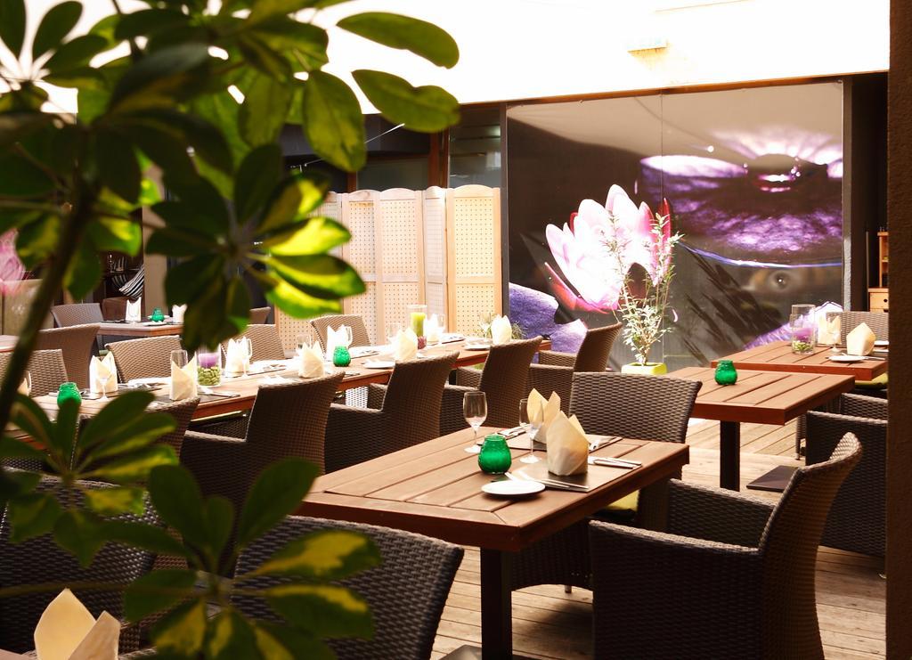 Living Max Hotel เซลล์อัมเซ ภายนอก รูปภาพ